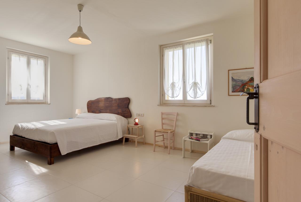 B&B Villa Olesia Ostra Esterno foto