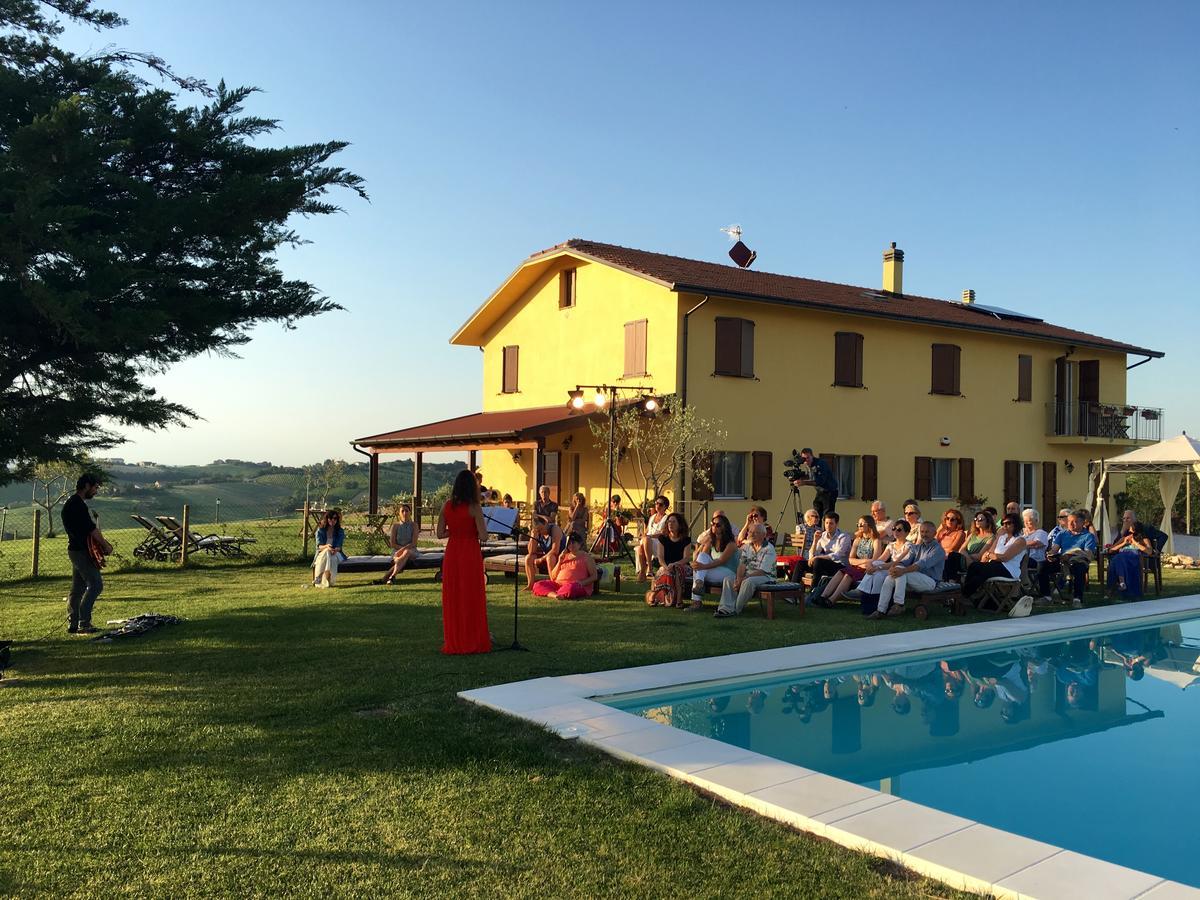 B&B Villa Olesia Ostra Esterno foto