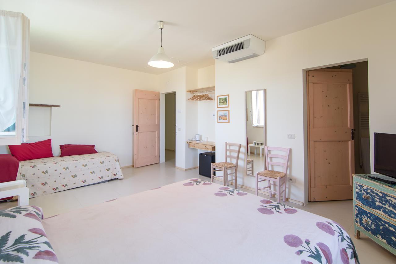 B&B Villa Olesia Ostra Esterno foto