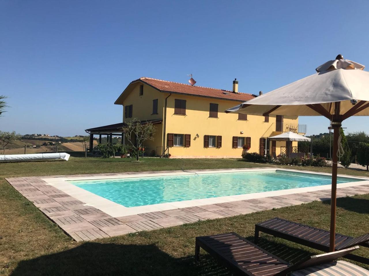 B&B Villa Olesia Ostra Esterno foto
